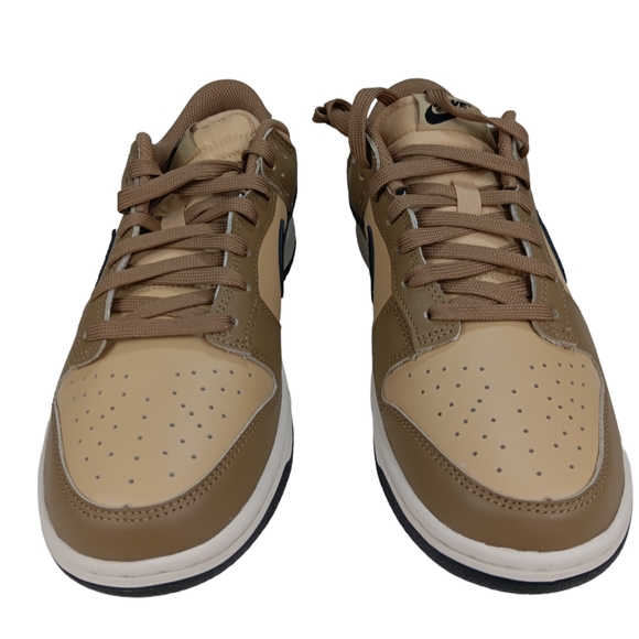 Women’s Nike Dunk Low SZ 8.5 - Picture 2 of 6